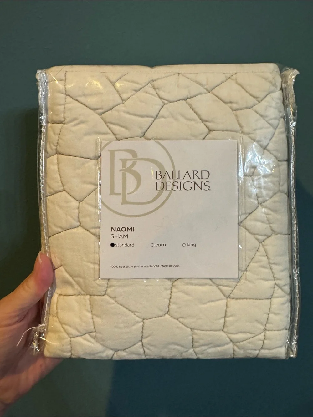 New Ballard Designs Naomi Quilted standard Sham (Giraffe Pattern) in Ivory